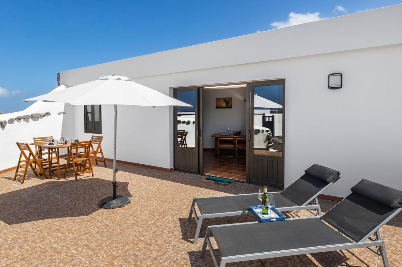 Famara House 12 Villa Exterior photo